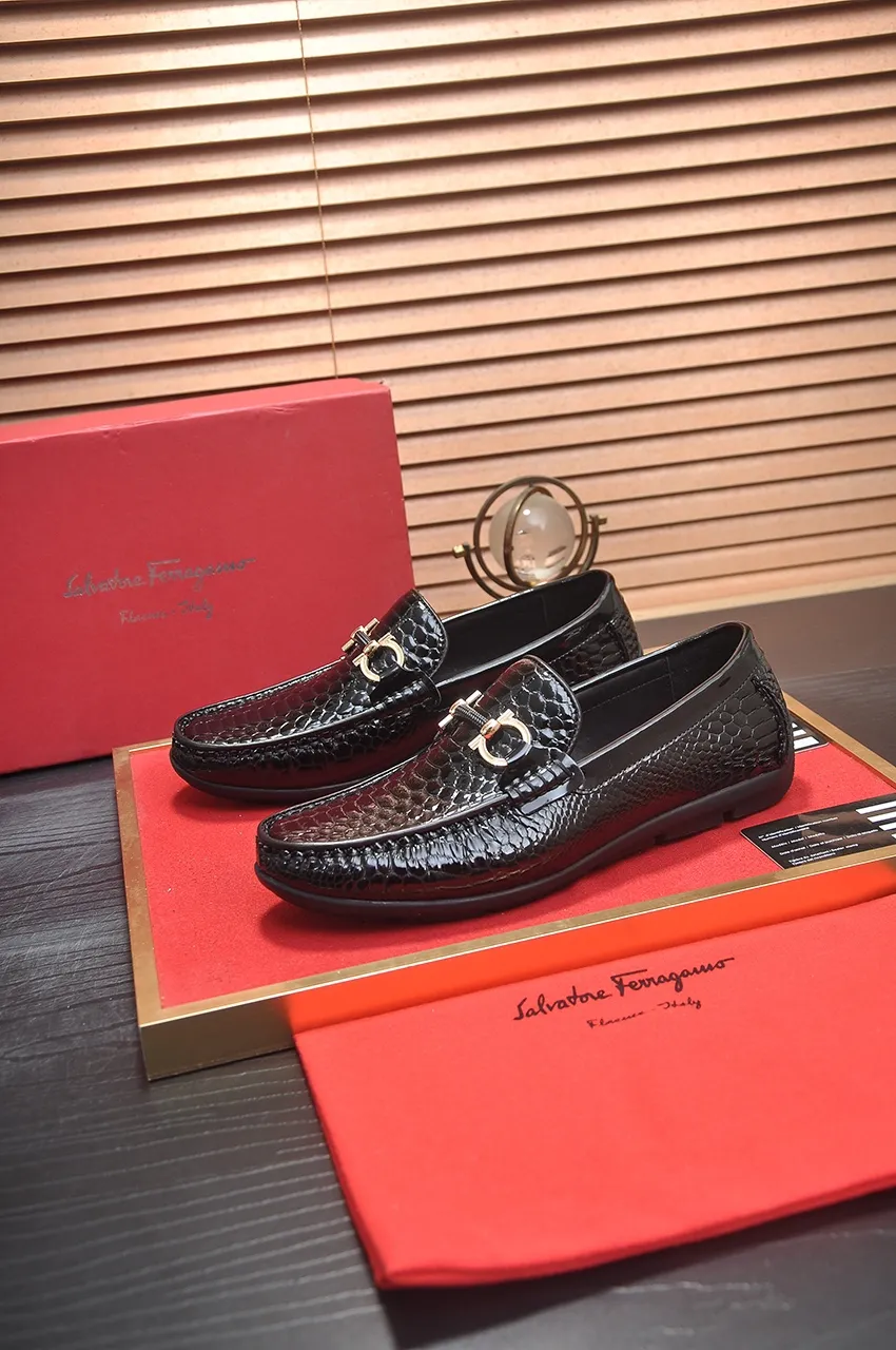 Men's shoes 💰460💶 [Ferragamo/Ferragamo] The latest model in the counter. Original imported open-sided fine cowhide hand-woven + imported 🐂 cowhide + original luxury metal buckle + original combination outsole. No pressure in comparison 38--44🎉